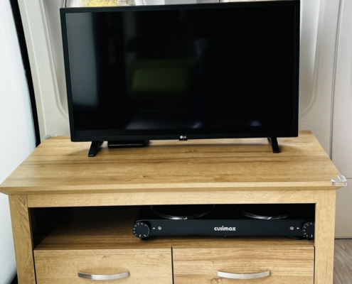 Skypod Glamping TV